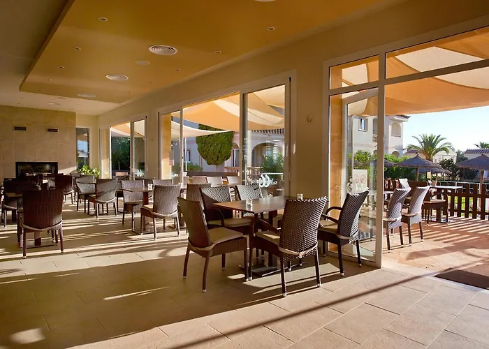 Apartamentos Sol Romántica by DOT Suites