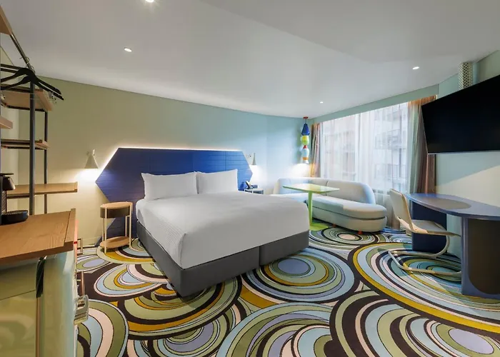 Lodge: Adge Hotel And Residences