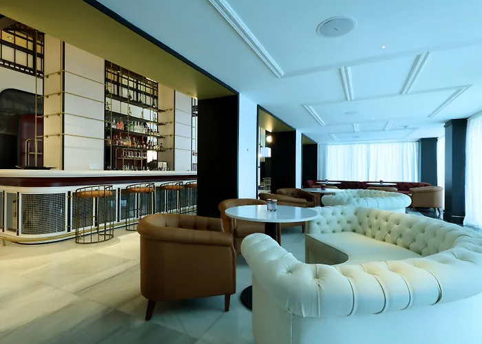 Hotel met uitzicht: Bless Hotel Ibiza - The Leading Hotels Of The World