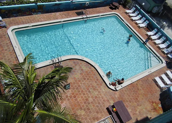 Central hotel: The Bay Inn At The Lani Kai