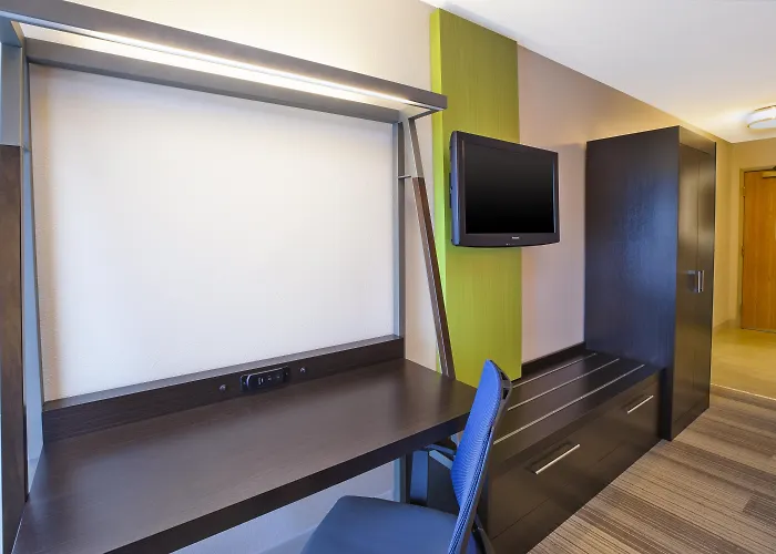 World Casino hotels Holiday Inn Express & Suites Chicago-Midway Airport By Ihg