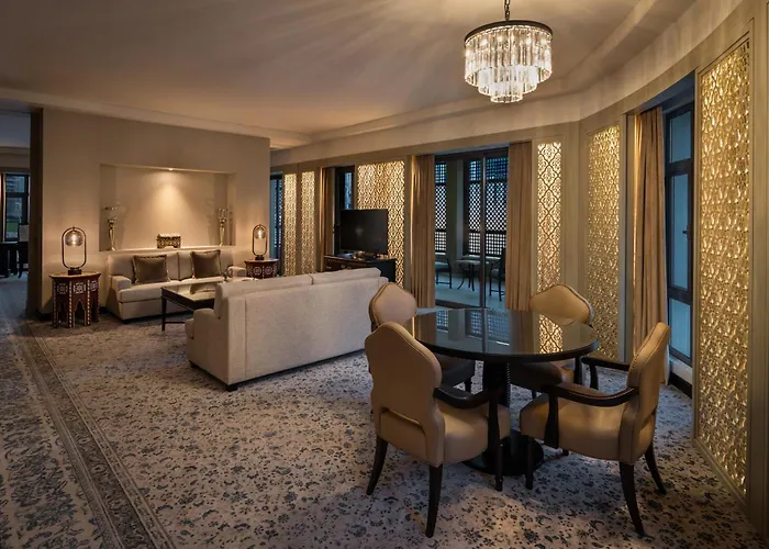 Jacuzzi hotel: Palace Downtown