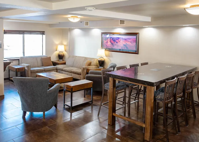 3 star hotels Grand Canyon & Suites