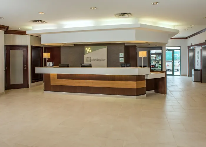 3 star hotel: Holiday Inn Conference Centre Edmonton South By Ihg