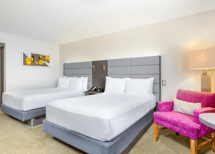 Crowne Plaza Corobicí