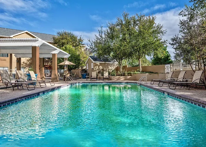 Сity center hotels Staybridge Suites Lubbock-University Area By Ihg
