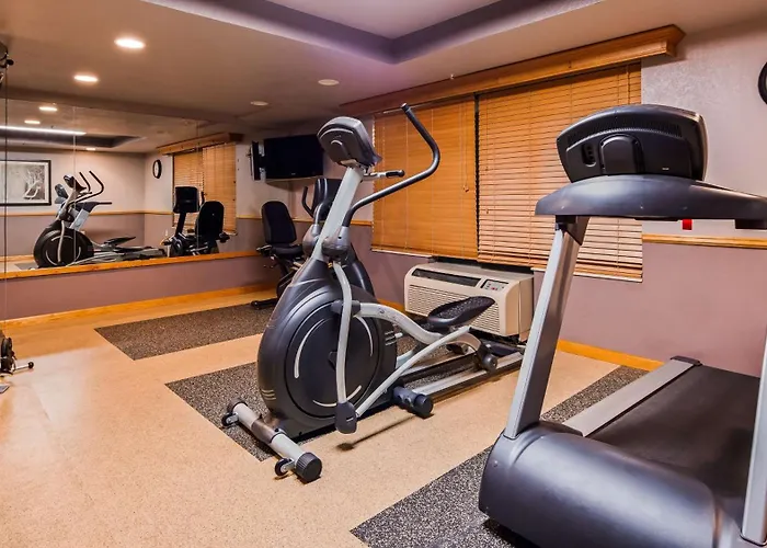 Best Western Plus Sidney Lodge