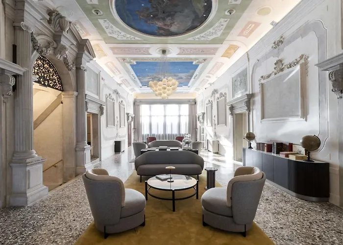Radisson Collection , Palazzo Nani Venice