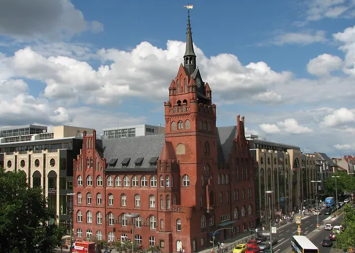 Steglitz International