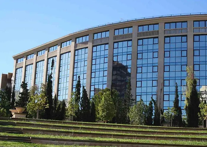 Magic Atrium Plaza