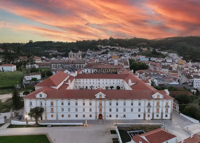 Hotel familiar: Montebelo Mosteiro de Alcobaça Historic Hotel