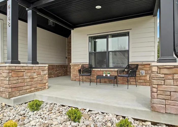 Workfriendly And Near Downtown