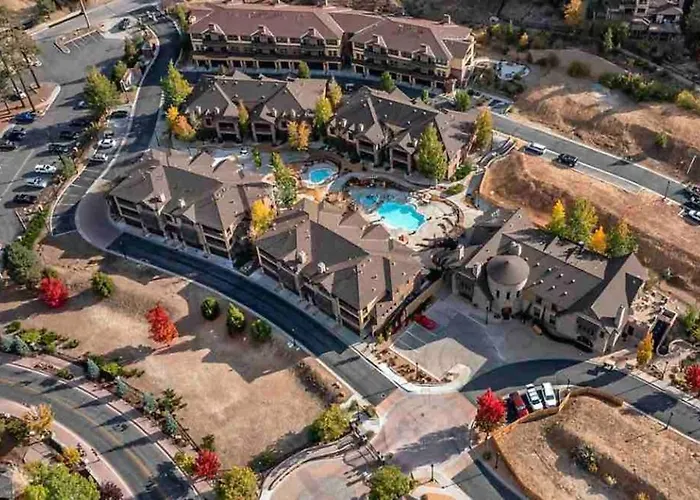 Hotel: Big Bear Village