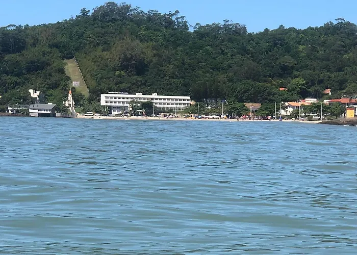 Marambaia Cabeçudas - frente mar