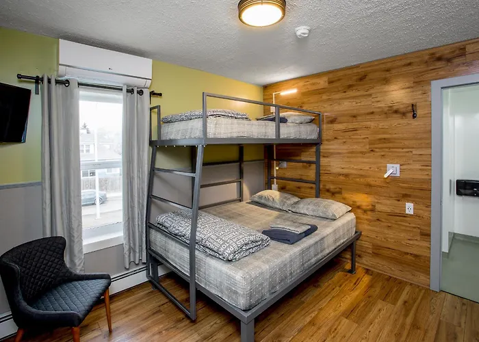 Jasper Downtown Hostel