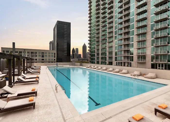 Luxury hotel only: Twelve Midtown, Autograph Collection