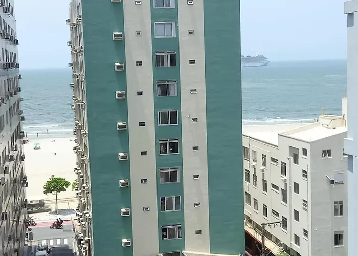 Apartamento: Apto 4 quartos em BC com garagem enorme, cabem 2 carros pequenos