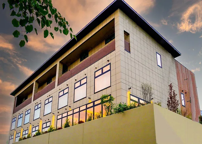 Winery And Condominium Hitohana