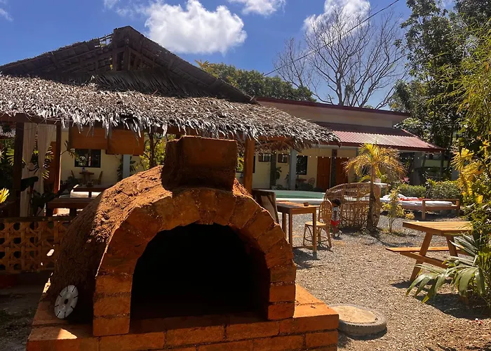 La Casa D Aitor Poolside Apartments With Wood Fired Pizza Near City Center