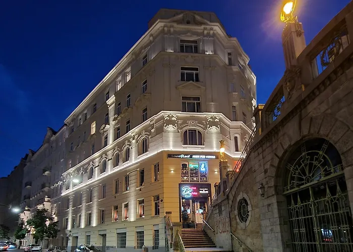 Casa degli ospiti: Pension Mozart - Newly Renovated