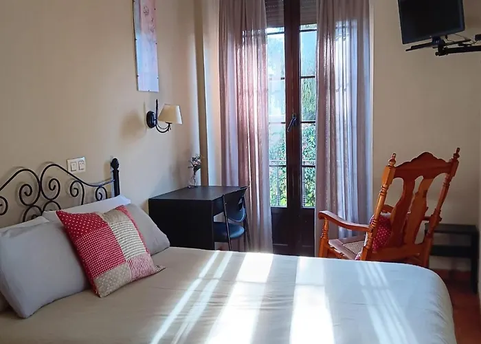 Hostal La Cigüeña