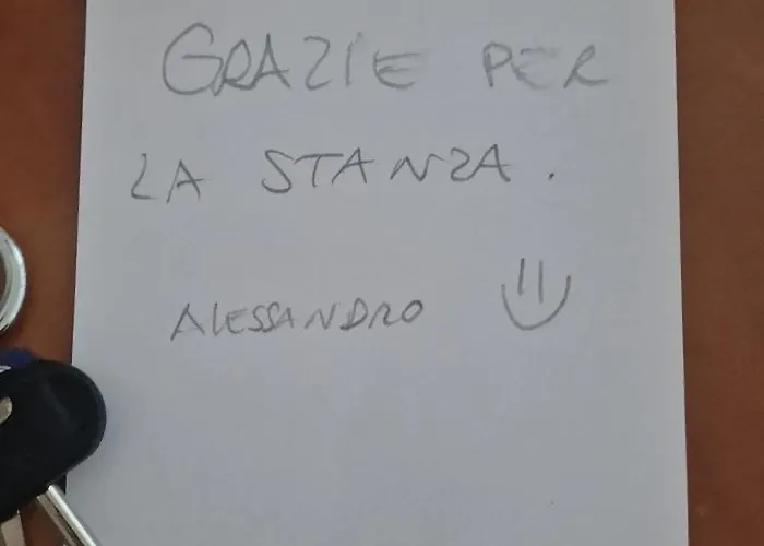 Vicino di Centro e Universita Stanza con balcone