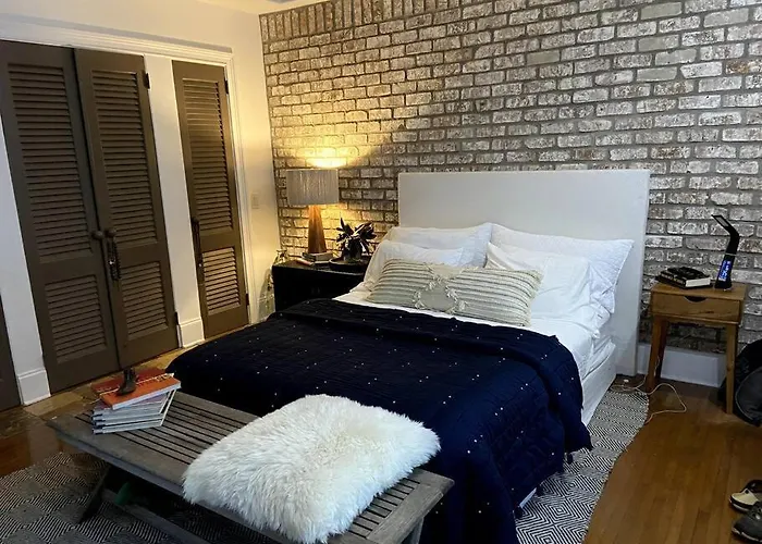 Modern Farmhouse Escape