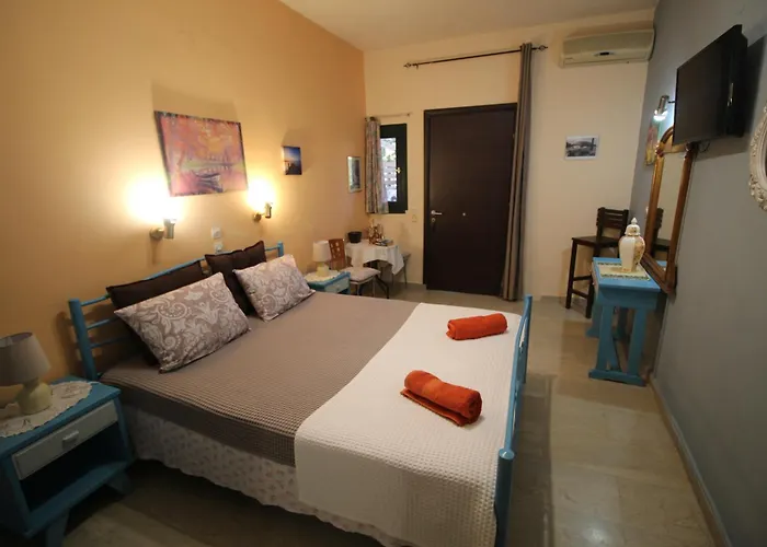 Panos Apartments
