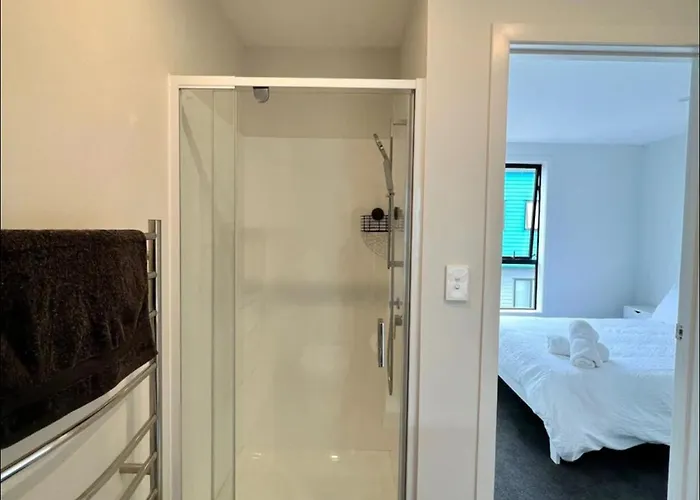 Immaculate - 2 Bedroom Townhouse Close To Fruitvale Train Station