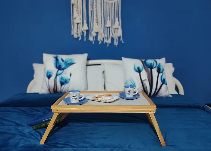 Ultreya - Free Street Parking