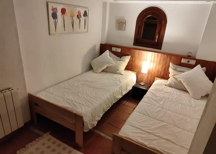Refugio Del Aguila "Casa Diaman"