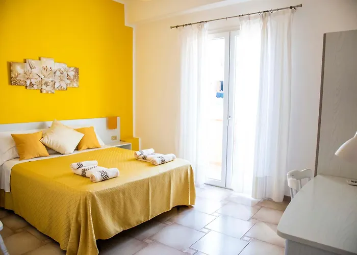  Blu Mare Lampedusa Bed And Breakfast