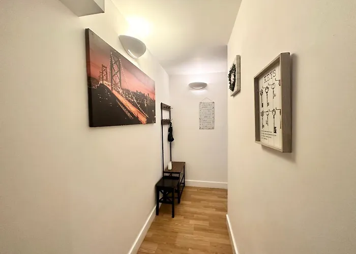 London Bridge Apartment