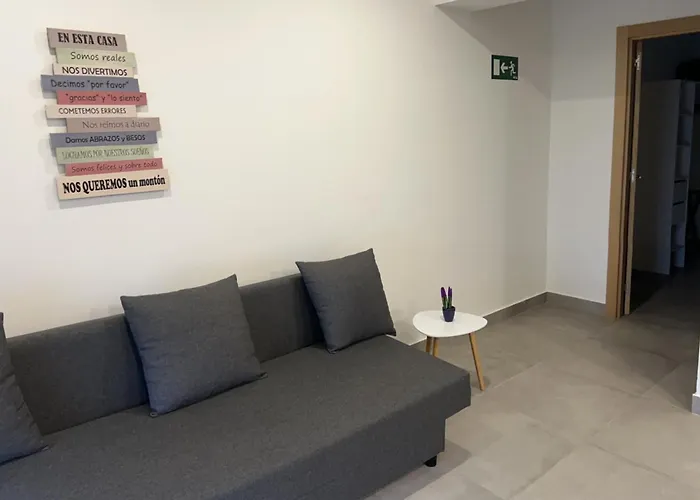 Apartamentos El Roju