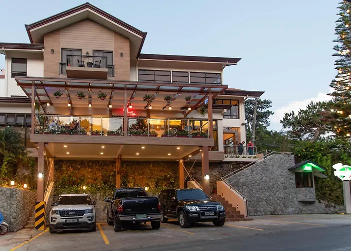 Luxury hotel only: Giraffe Boutique Hotel