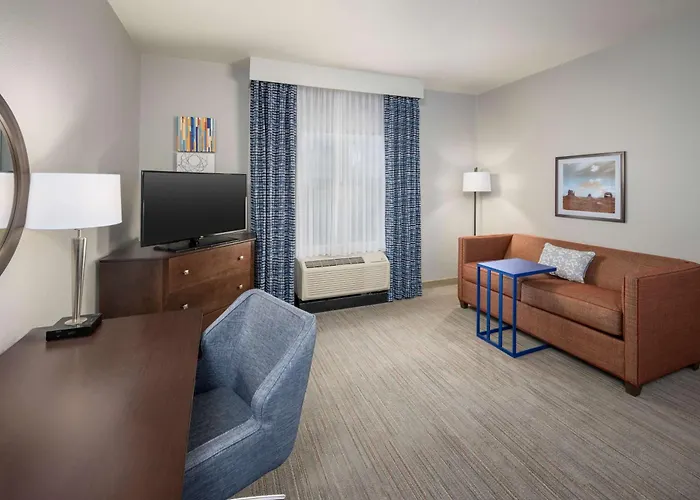 Hampton Inn & Suites Phoenix North/Happy Valley