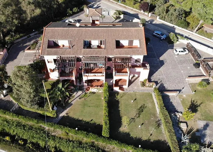 Complesso La Foce - Clima, parcheggi, spazi esterni privati
