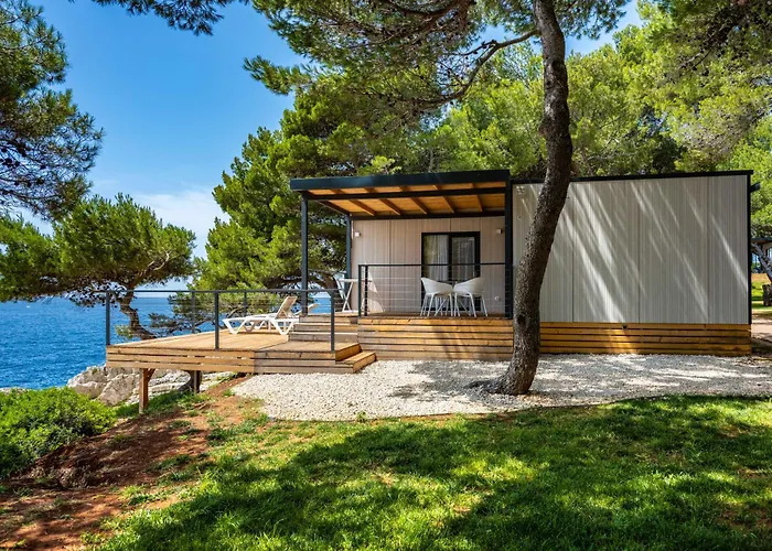 3 SterneHotel Arena Stoja Camping Homes