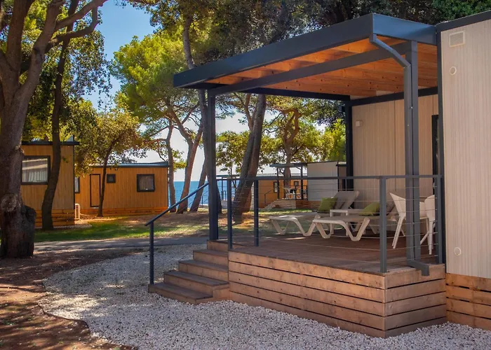 3 SterneHotel Arena Stoja Camping Homes