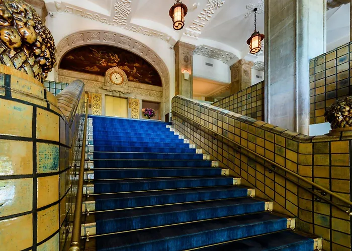 Boutique hotel only: Hotel New Grand