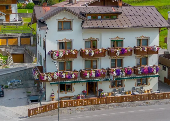 Hotel vicino al College: Hotel Serena - Tre Cime Views