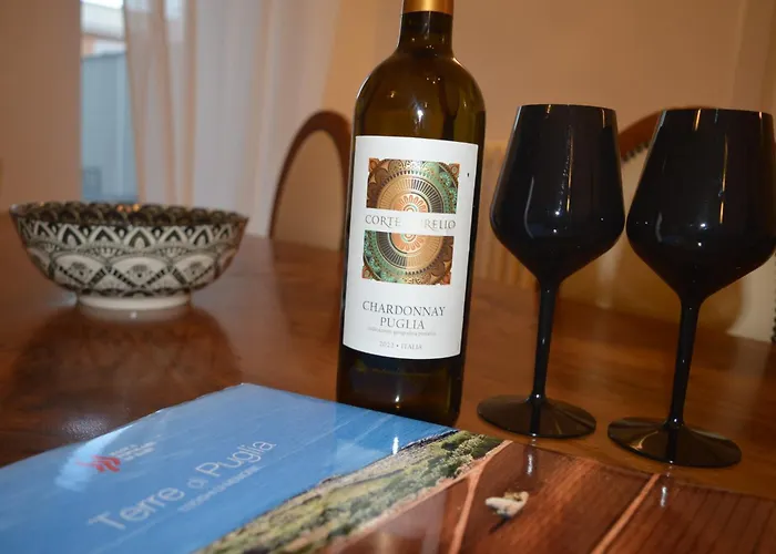 Geometric Hermes Bianca