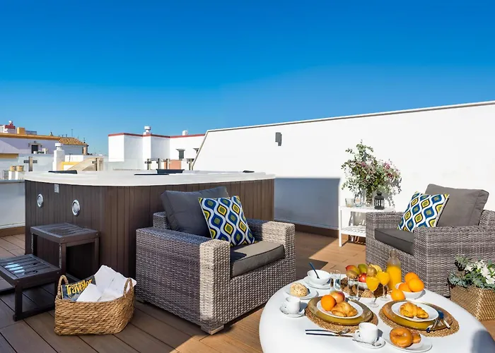 Alquiler de vacaciones: Casa Sevilla 1920 Suites by Época
