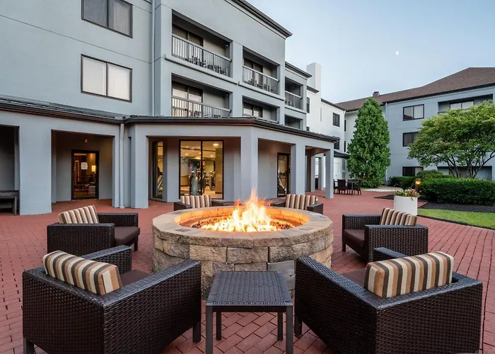 Boutique hotels Courtyard Columbus Airport