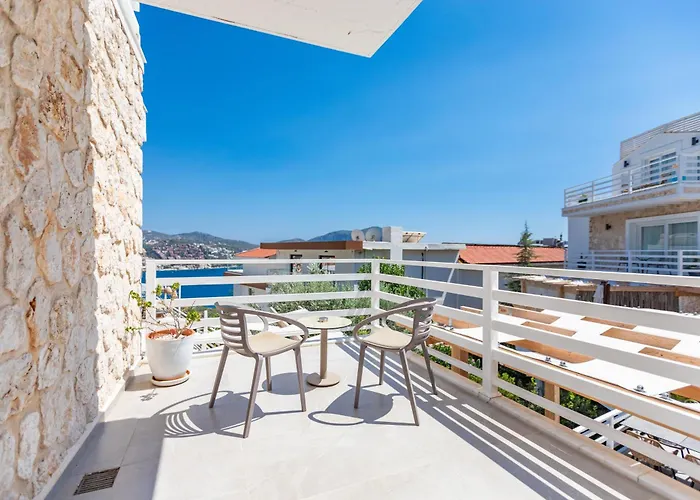 4 star hotel: Kalkan Saray Suites Hotel (Adults Only)