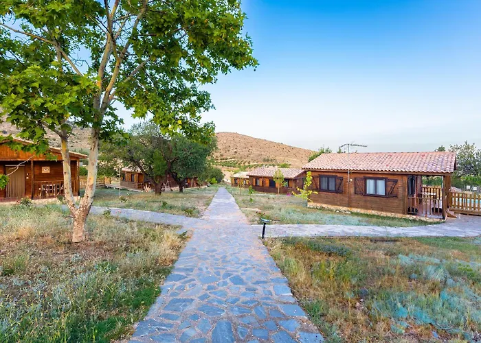 Aldea Los Odres - Cabañas de Madera de 1ª recién Reformadas con Piscina y BBQ Privada