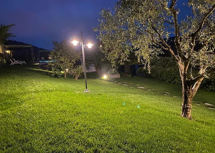 Hotel con piscina: Agriturismo Benza