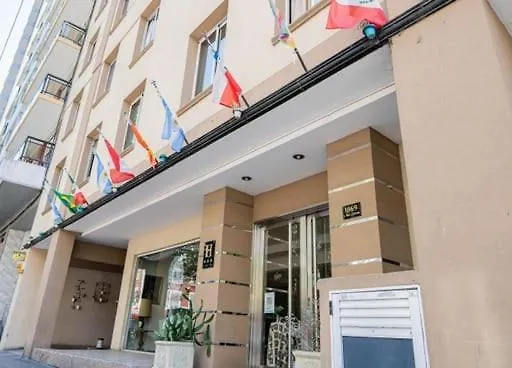 Etoile Hotel
