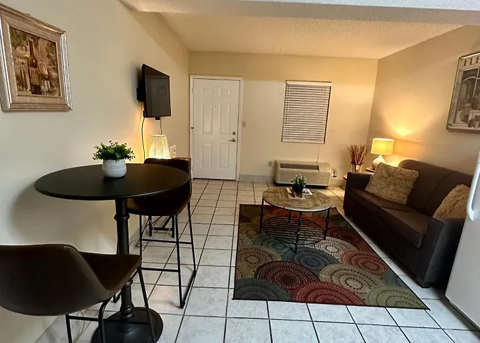 Villa: River Place Condos #610 3Bd