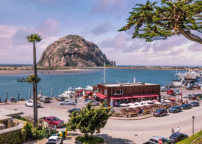 Cheap hotel: Coastal Breeze Inn